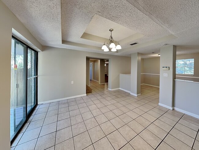 Photo - 1111 North St