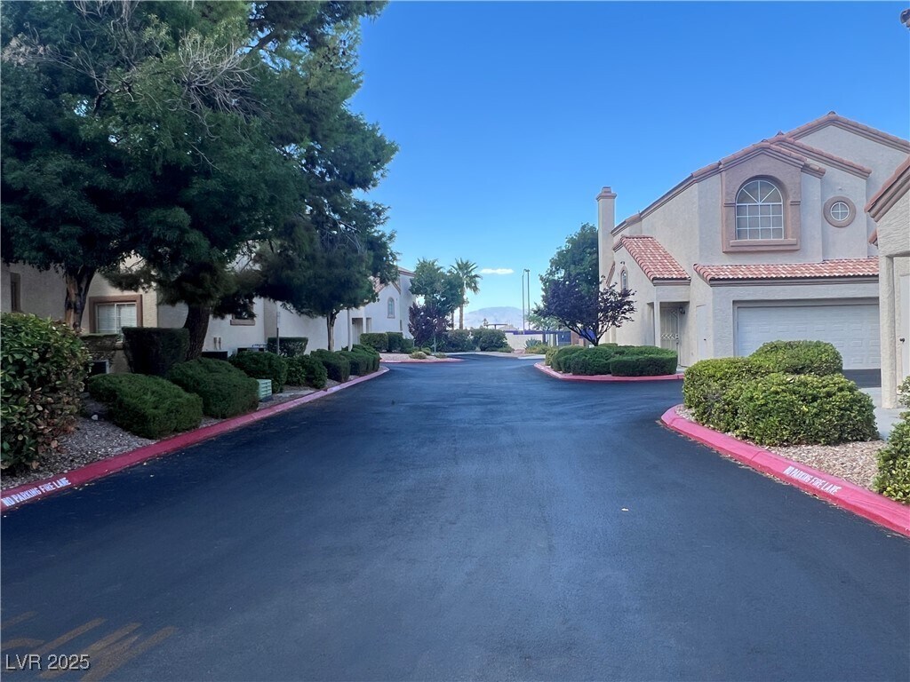 Photo - 8301 Boseck Dr Unit 201