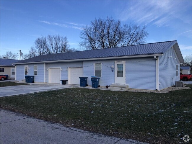 Building Photo - 327/329 S Merchant Unit 327 Rental