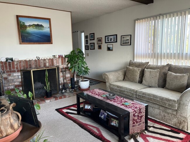 Photo - 110 Warwick St