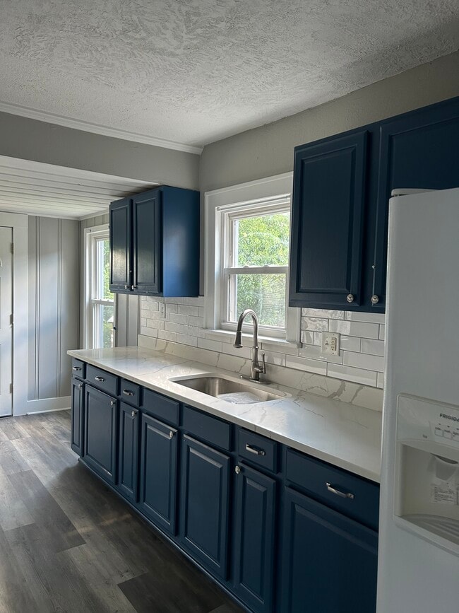 Photo - 4114 Adams St