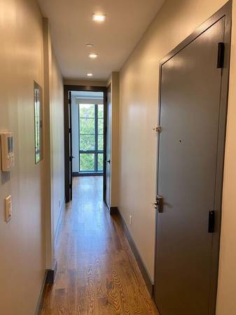 Photo - 218 Montrose Ave Unit 2