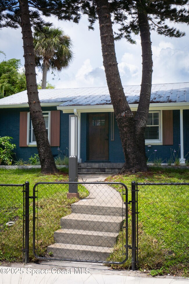 Photo - 1712 Pineapple Ave