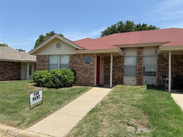 Photo - 2023 Minnie Dr Townhome
