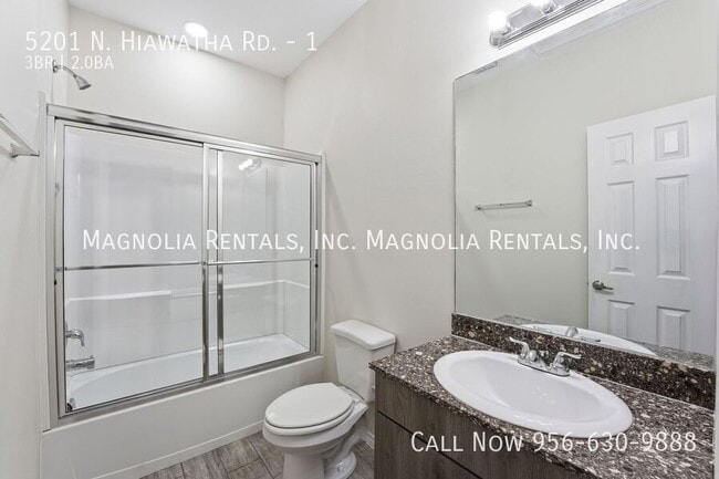 Photo - 5201 N Hiawatha Dr Unit 1