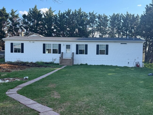 Photo - 5774 Glatfelters Station Rd