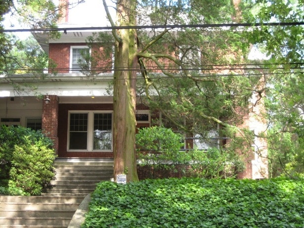 Building Photo - 18 Avery Dr NE Unit Apartment#3