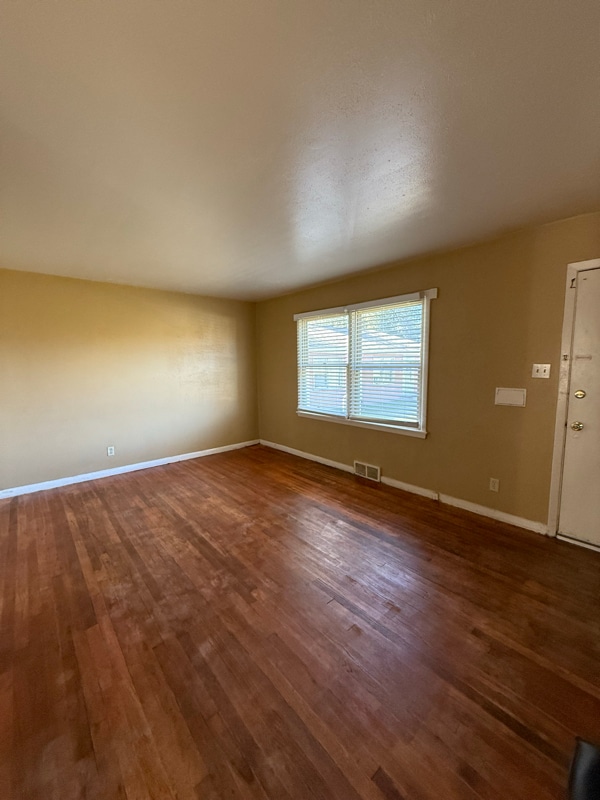 Photo - 1525 E Caramillo St