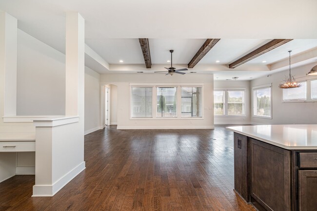 Photo - Stunning all one-level home in Hendersonvi...