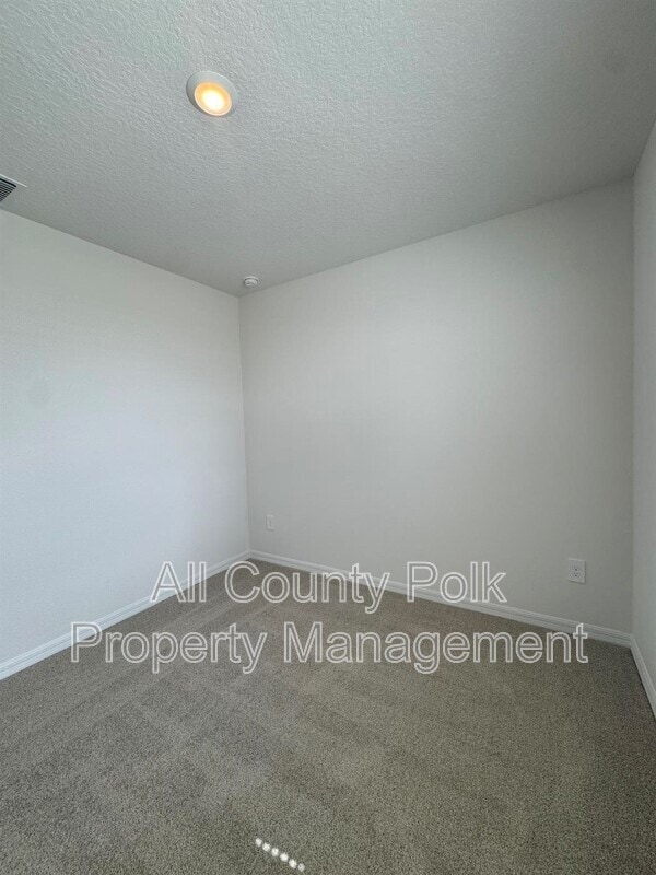 Photo - 2061 Rosewood Dr