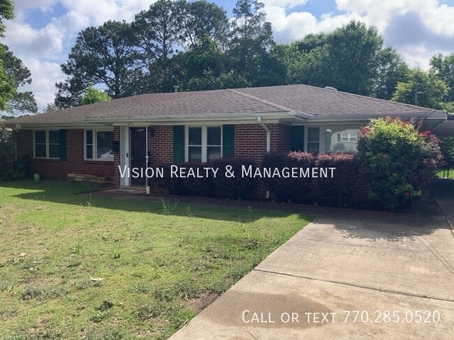 Photo - 1074 Rosedale Dr House