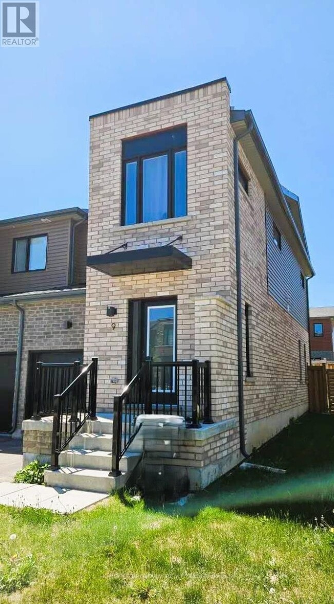 Photo - 9 Haven Ln