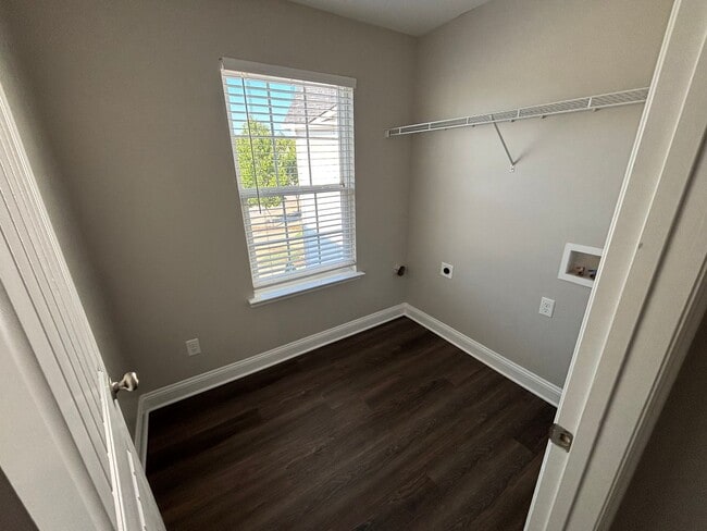 Photo - 810 Benelli Ln