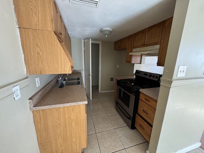 Photo - Remodeled Townhome in West Phoenix