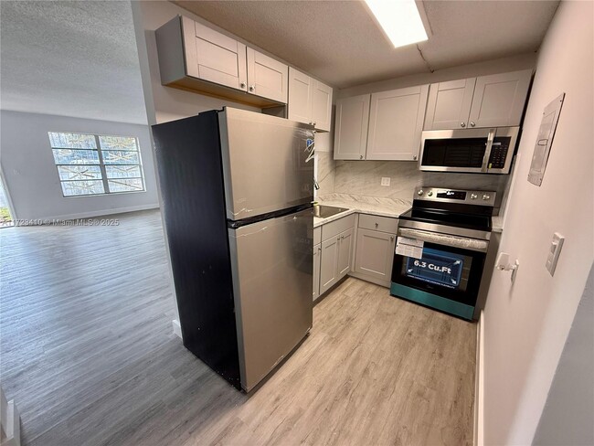 Photo - 271 NW 177th St Condo Unit B-117