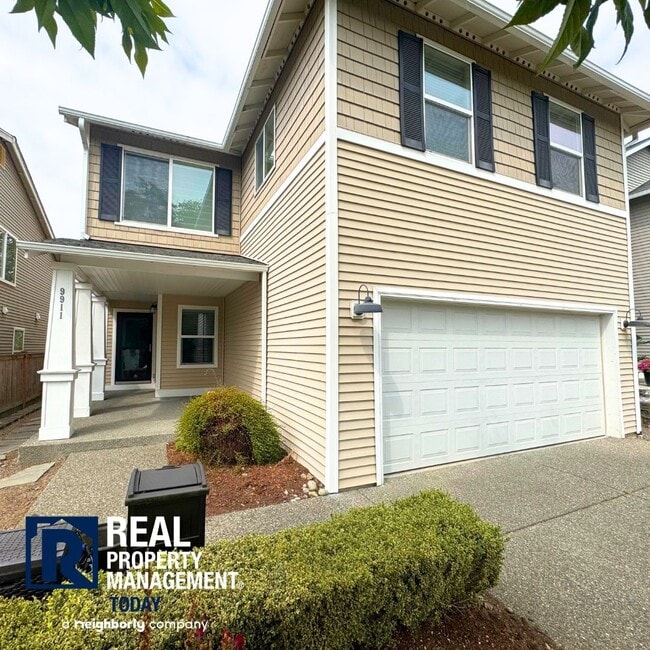 Building Photo - 3 Bedroom + Office Near Amenities! Rental