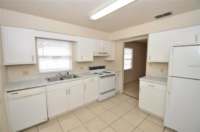 Photo - 1434 E Fern Rd