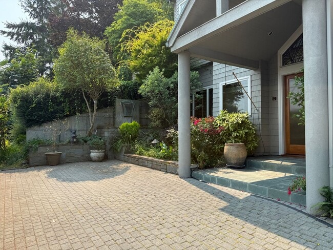 Photo - 7275 N Mercer Way