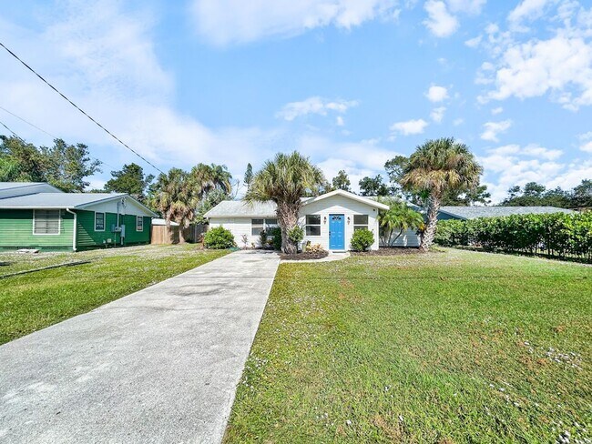 Photo - 1 MONTH FREE RENT! Stunning Sarasota Home with Pool – Minutes from Siesta Key Beach!