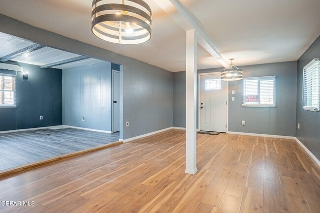 Photo - 228 Territory Dr