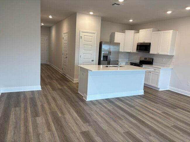 Photo - 4501 Pendragon Cir