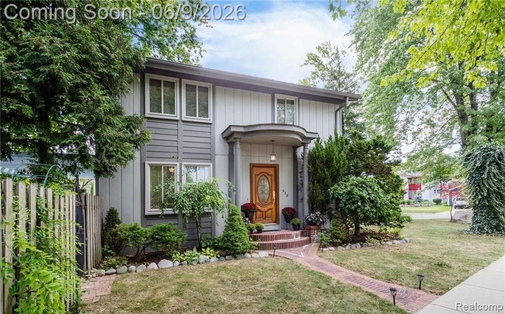 Photo - 615 Davis Ave
