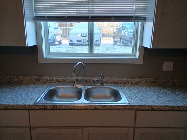 Photo - 1 Bedroom 1 Bath in Owatonna Unit LO3rd-104