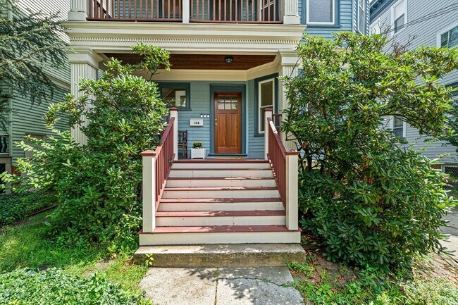 Photo - 108 Trowbridge St Unit 1