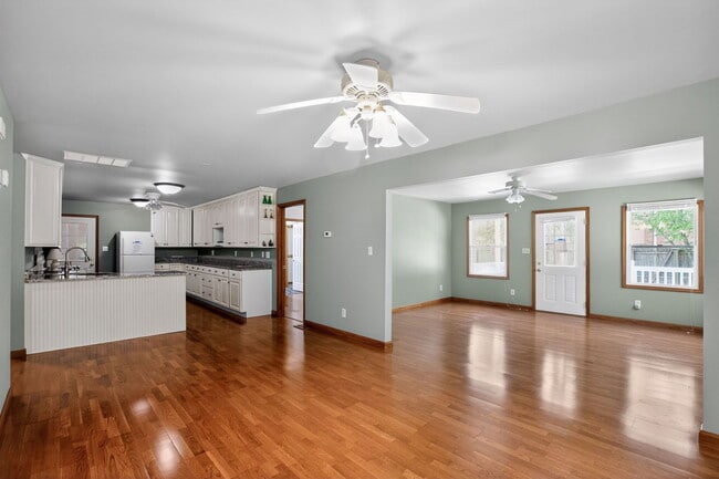 Photo - 21909 Pegg Rd