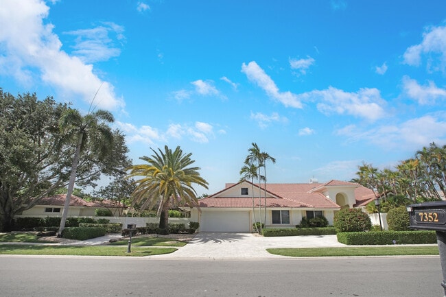 Photo - 7351 Valencia Dr