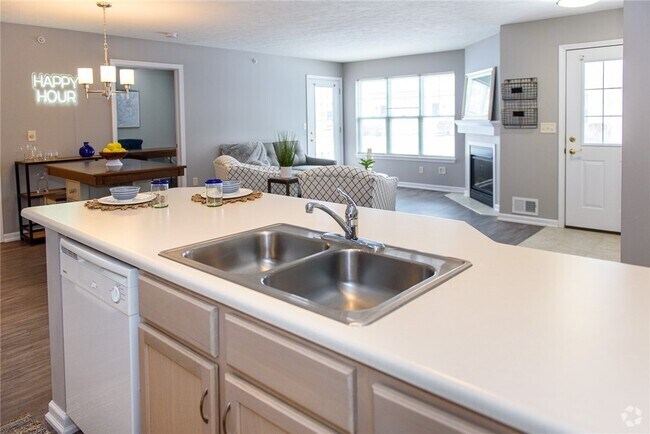 Building Photo - 705 Hill Park Ct Rental