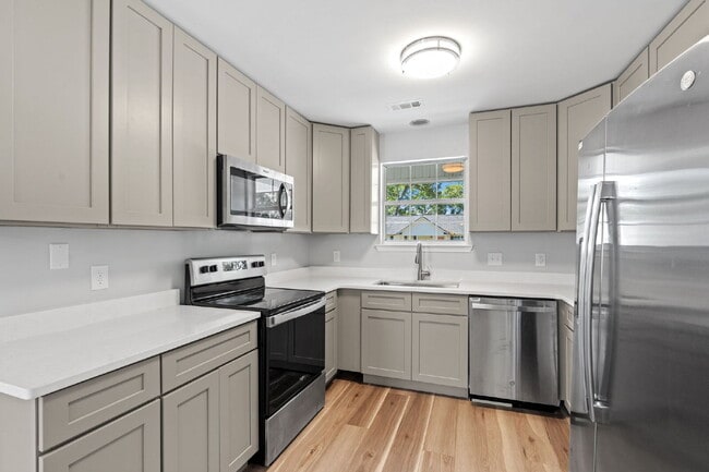 Photo - 3 Bedroom 2 bath home on a corner lot in the Telfair community