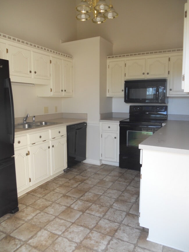 Photo - 226 Ryan Way