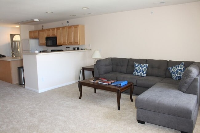 Photo - Funished condo located on RT1, just a short drive to the beach and walkable to area shopping. Unit 2306