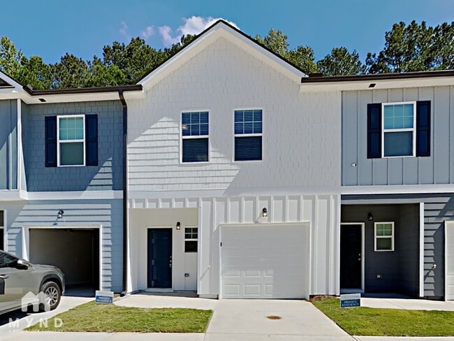 Building Photo - 4940 Lower Elm St