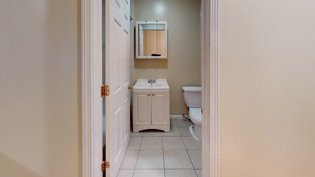 Photo - 17 Langdon St Unit 1