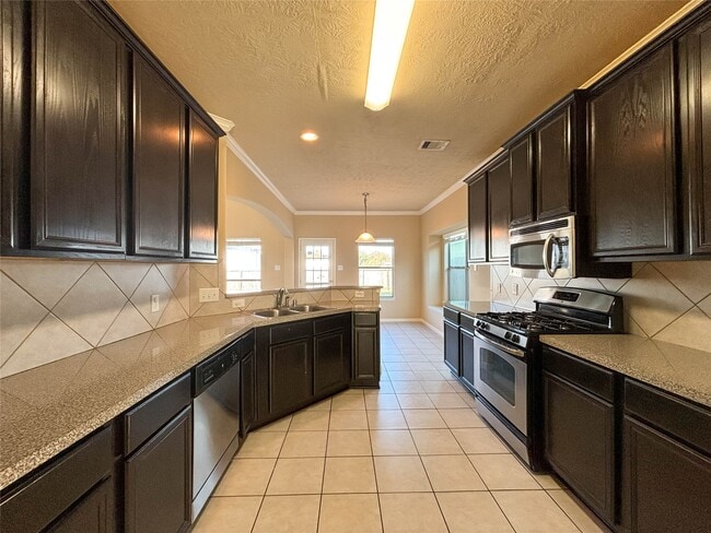 Photo - 2815 Defoe Drive