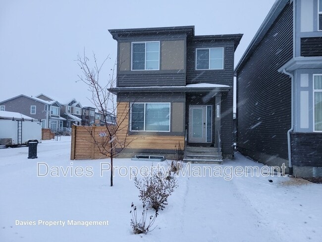 Photo - 3603-3606 6 Ave SW