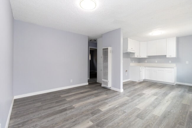 Photo - Kalnor Apartments