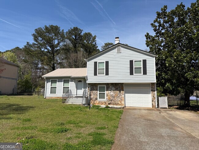 Building Photo - 2995 Meadow Wood Ct NW