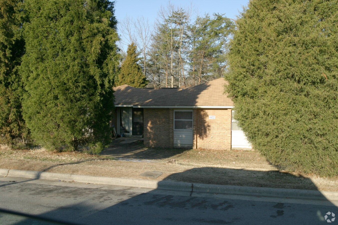 Photo - Hickory Trails Apartments