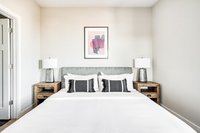 Photo - 1016 18th Ave S Unit ID1014372P