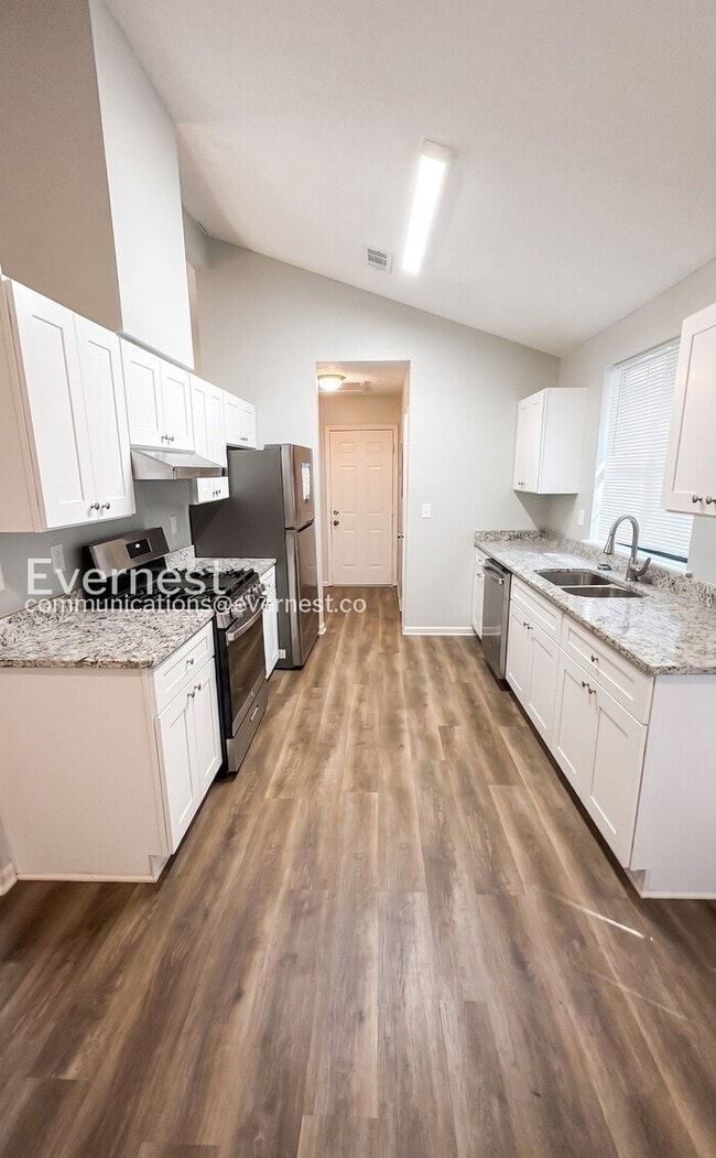 Photo - 7800 Park Ln