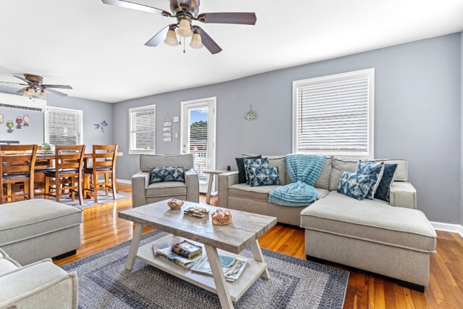 Photo - 12318 Snug Harbor Rd