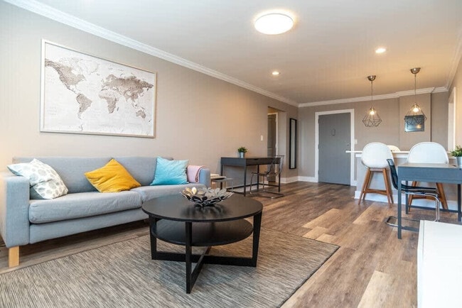 Building Photo - 215 Piedmont Ave NE