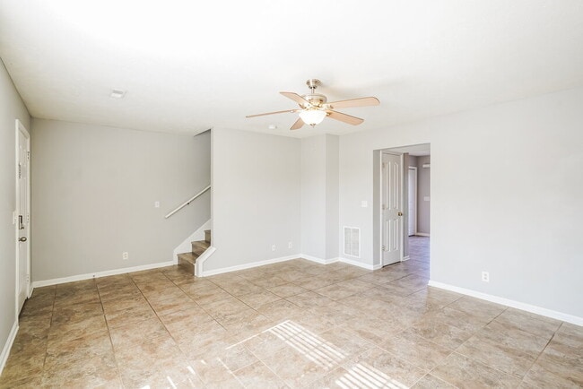 Photo - 675 Legacy Dr