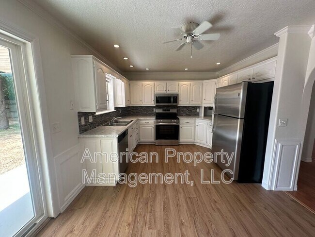 Photo - 3812 S Dogwood Ave
