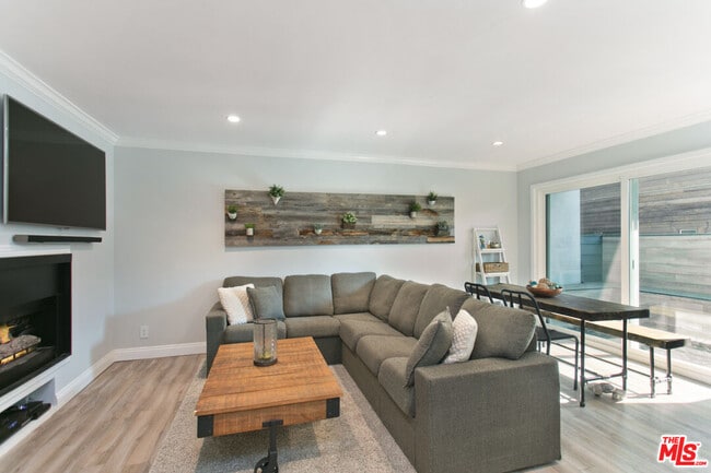 Photo - 1228 18th St Unit C