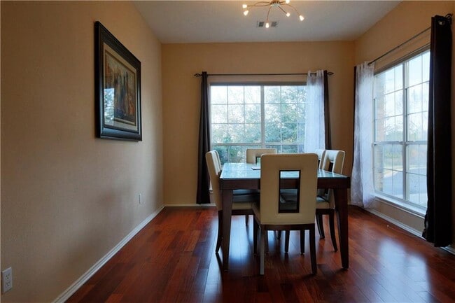 Photo - 11008 Crazy Well Dr