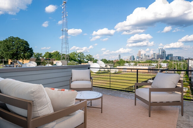 Photo - 2104 Bryant Park Dr